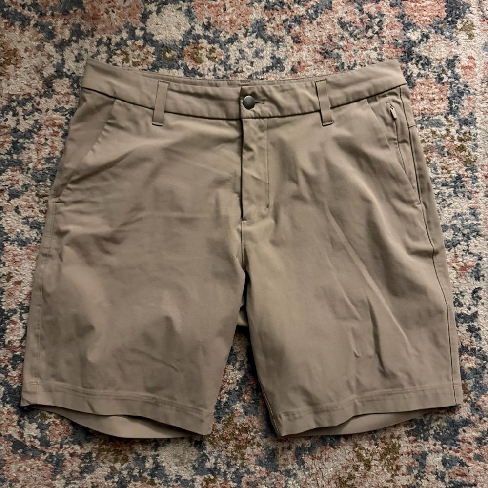 Men’s Lululemon Tan Flat Front Shorts